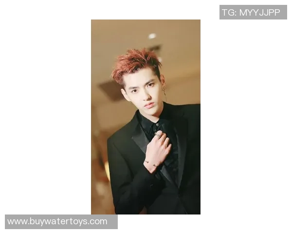 吴亦凡真人更帅揭秘他的魅力与风采让你惊艳不已