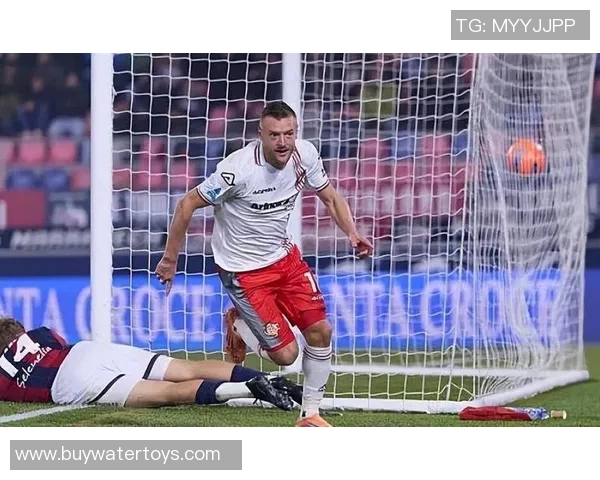 38岁瓦尔迪在意甲火力全开近6场打入4球展现射手本能